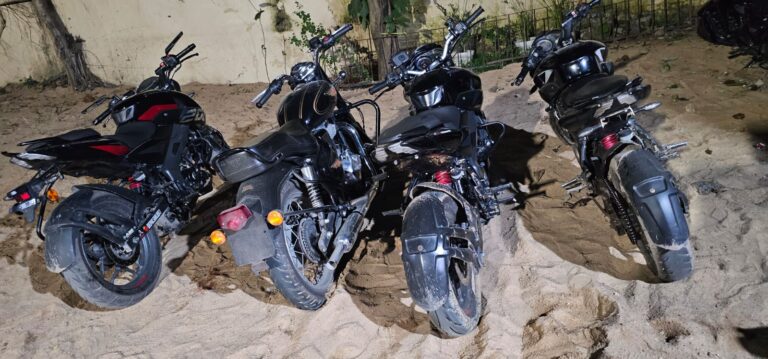 न्यू रिवर व्यू बना स्टंट स्पॉट, पुलिस  सख्ती से थमा 3 युवकों का शोऑफ.. गाड़ियां जब्त