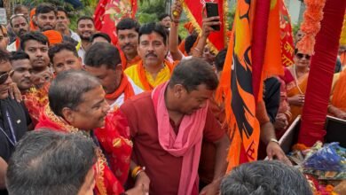 171 किमी की ध्वजा यात्रा का ऐतिहासिक समापन — रमन सिंह की बधाई, मंत्री कश्यप की मौजूदगी से गूंजा महामाया धाम