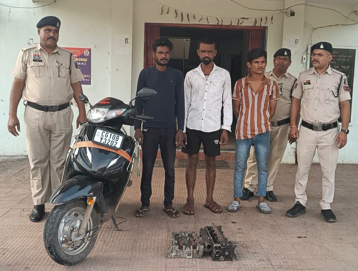 ट्रांसपोर्ट नगर में बड़ी चोरी का खुलासा… एक्टिवा में भाग रहे थे तीनों चोर, पहुँच गए जेल