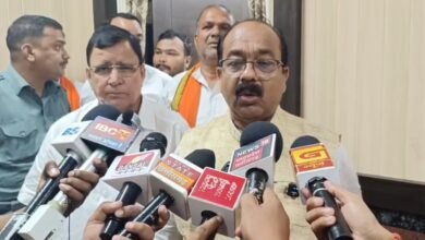 केदार कश्यप पर कर्मचारी से मारपीट का आरोप…,अरुण साव बोले – ‘चरित्र हत्या की राजनीति!’ – सत्ता में भूचाल!