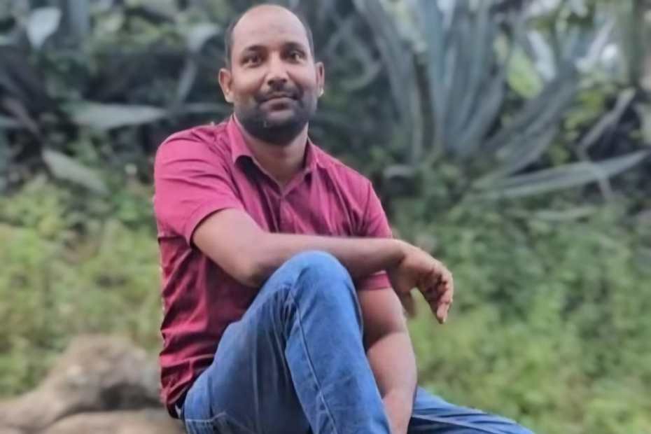 सूअरों से बचाने के नाम पर बिछी मौत — करंट की चपेट में आया अधिकारी… मौके पर मौत.. ग्रामीणों में आक्रोश सूअरों से बचाने के नाम पर बिछी मौत — करंट की चपेट में आया अधिकारी… मौके पर मौत.. ग्रामीणों में आक्रोश