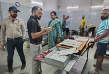 त्योहार की मिठास या मिलावट का ज़हर? — कलेक्टर की सीधी नजर– बिलासपुर में मिठाई दुकानों पर छापा