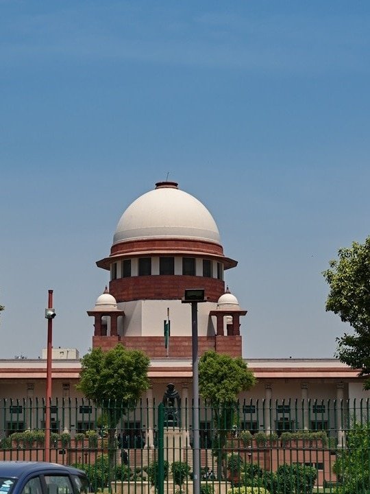 सुप्रीम कोर्ट से बड़ा झटका: कांग्रेस विधायक देवेंद्र यादव की याचिका खारिज, अब हाईकोर्ट में सीधी टक्कर सुप्रीम कोर्ट से बड़ा झटका: कांग्रेस विधायक देवेंद्र यादव की याचिका खारिज, अब हाईकोर्ट में सीधी टक्कर