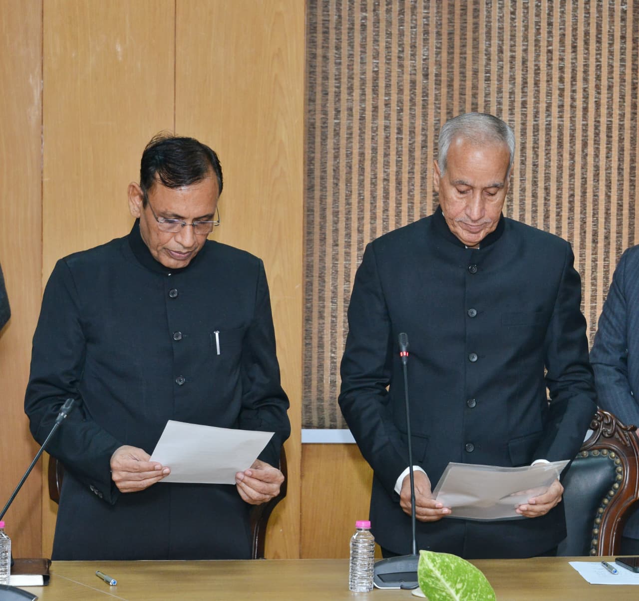 सुनील शर्मा ने राज्य सूचना आयुक्त पद की शपथ ली
