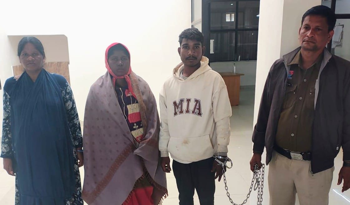 प्रेम विवाद में सनसनीखेज हत्या: मां-बेटे ने युवती को जंगल ले जाकर खत्म किया, गिरफ्तारी के बाद कबूला जुर्म