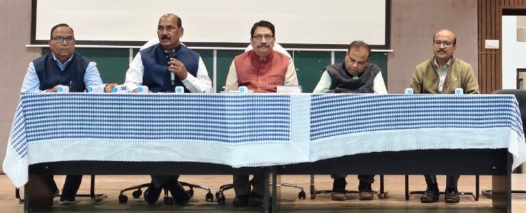 नव पदोन्नत प्राचार्योें का उन्मुखीकरण कार्यक्रम,दिया गया टीम वर्क के साथ काम करने का मंत्र