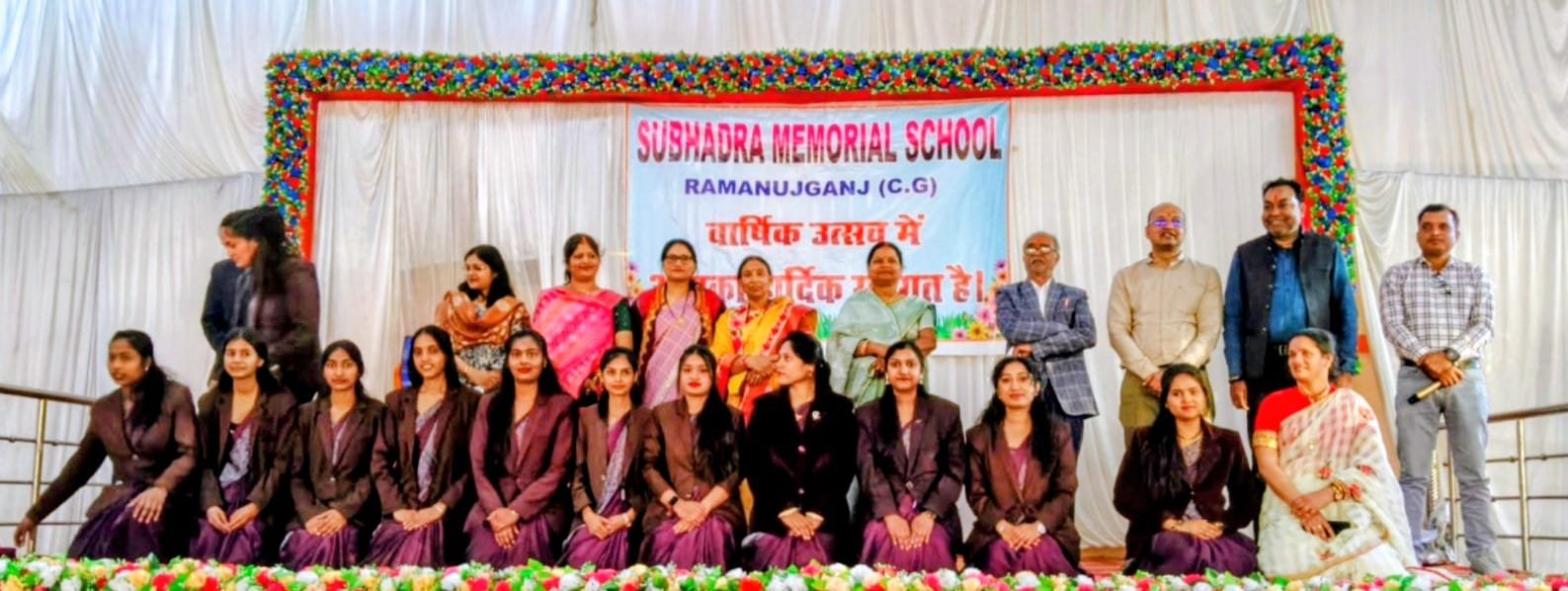 बसंत पंचमी पर मंच पर चमके नन्हे सितारे…लरंगसाय टाउन हॉल में गूंजा उत्साह