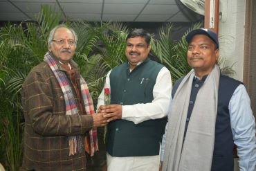 साय मंत्रिमंडल सहित दिल्ली में.. बृजमोहन की डिनर पॉलिटिक्स में सुगबुगाहटो के मायने ?