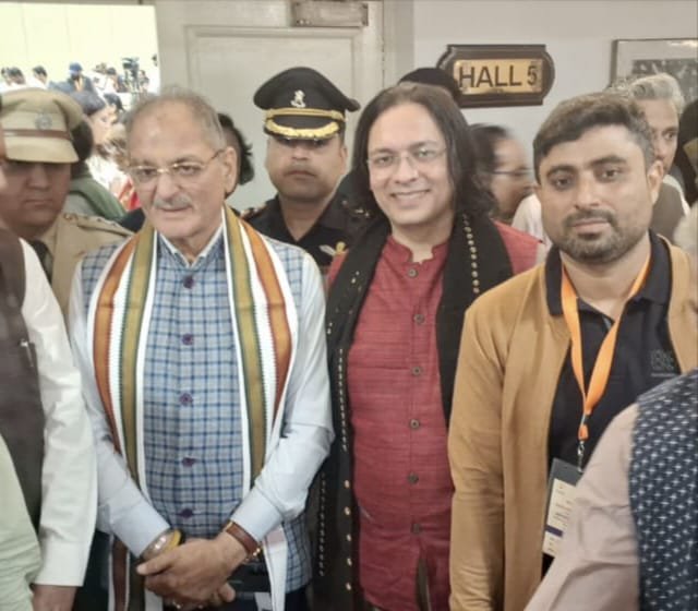 परिषद के अंतर्राष्ट्रीय सम्मेलन में डॉ.संगीता एवं शिव रहे शामिल