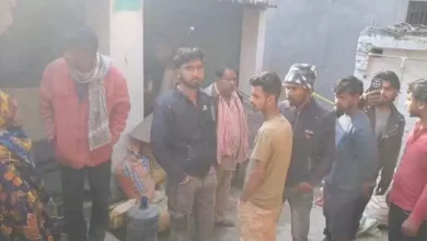 घर के आंगन में छात्रा की गोली मारकर हत्या, देर रात वारदात से दहशत घर के आंगन में छात्रा की गोली मारकर हत्या, देर रात वारदात से दहशत