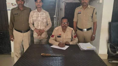 बाजार में अचानक निकला ‘चीता’, हाथ में गड़ासा… फिर जो हुआ उसने सबको चौंका दिया बाजार में अचानक निकला ‘चीता’, हाथ में गड़ासा… फिर जो हुआ उसने सबको चौंका दिया