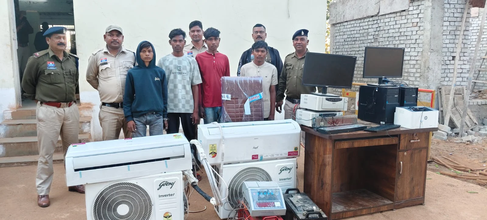 रात में टूटा कांटा घर, सुबह खुला राज—एनटीपीसी चोरी में छह आरोपी और तीन खरीदार गिरफ्तार