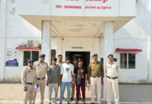 सड़क को बनाया अपराध का अखाड़ा… ड्राइवर से मारपीट कर लूट— गिरफ़्तारी से टूटी गिरोह की कमर