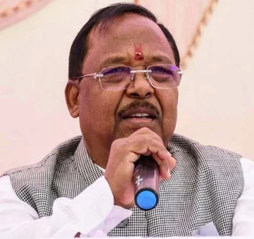 डीएमएफ फंड की पड़ताल: खर्च पर सीधे सवाल, बैठक में अल्टीमेटम डीएमएफ फंड की पड़ताल: खर्च पर सीधे सवाल, बैठक में अल्टीमेटम