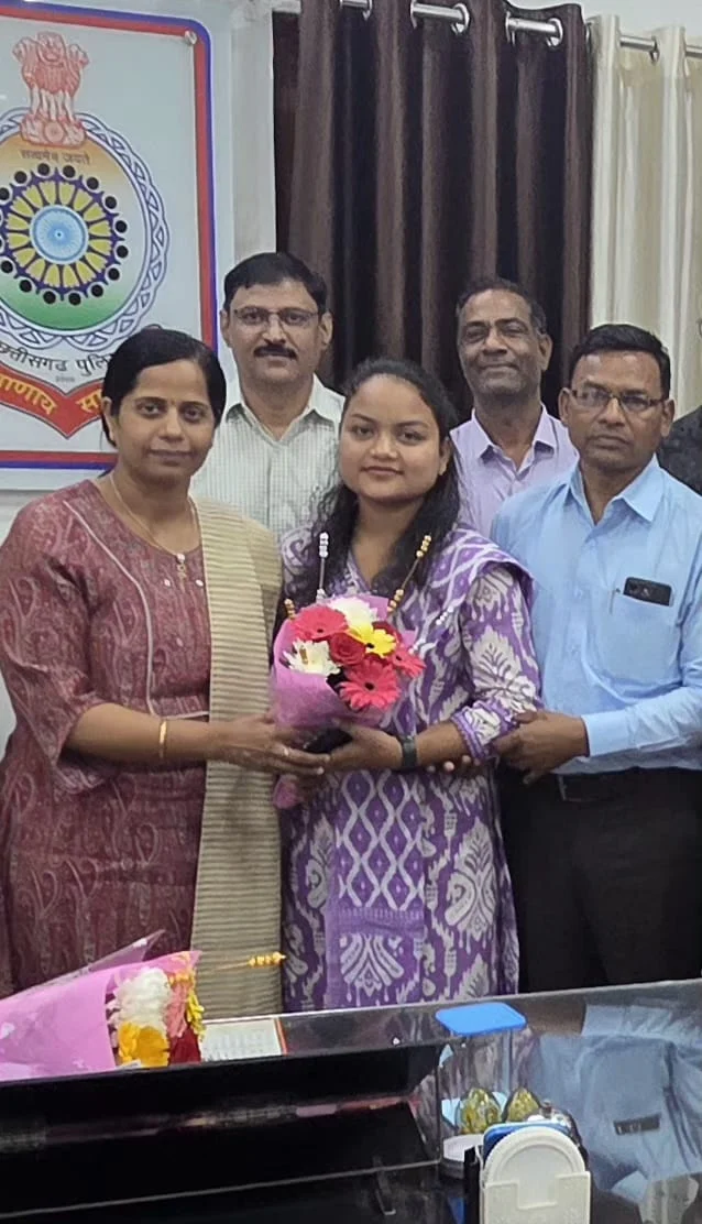 “लक्ष्य साफ था, इसलिए रास्ता खुद बनता गया” — प्रथम प्रयास में ही बन गई सिविल जज.. स्वाति पैंकरा ने साझा किए सफलता के सूत्र “लक्ष्य साफ था, इसलिए रास्ता खुद बनता गया” — प्रथम प्रयास में ही बन गई सिविल जज.. स्वाति पैंकरा ने साझा किए सफलता के सूत्र