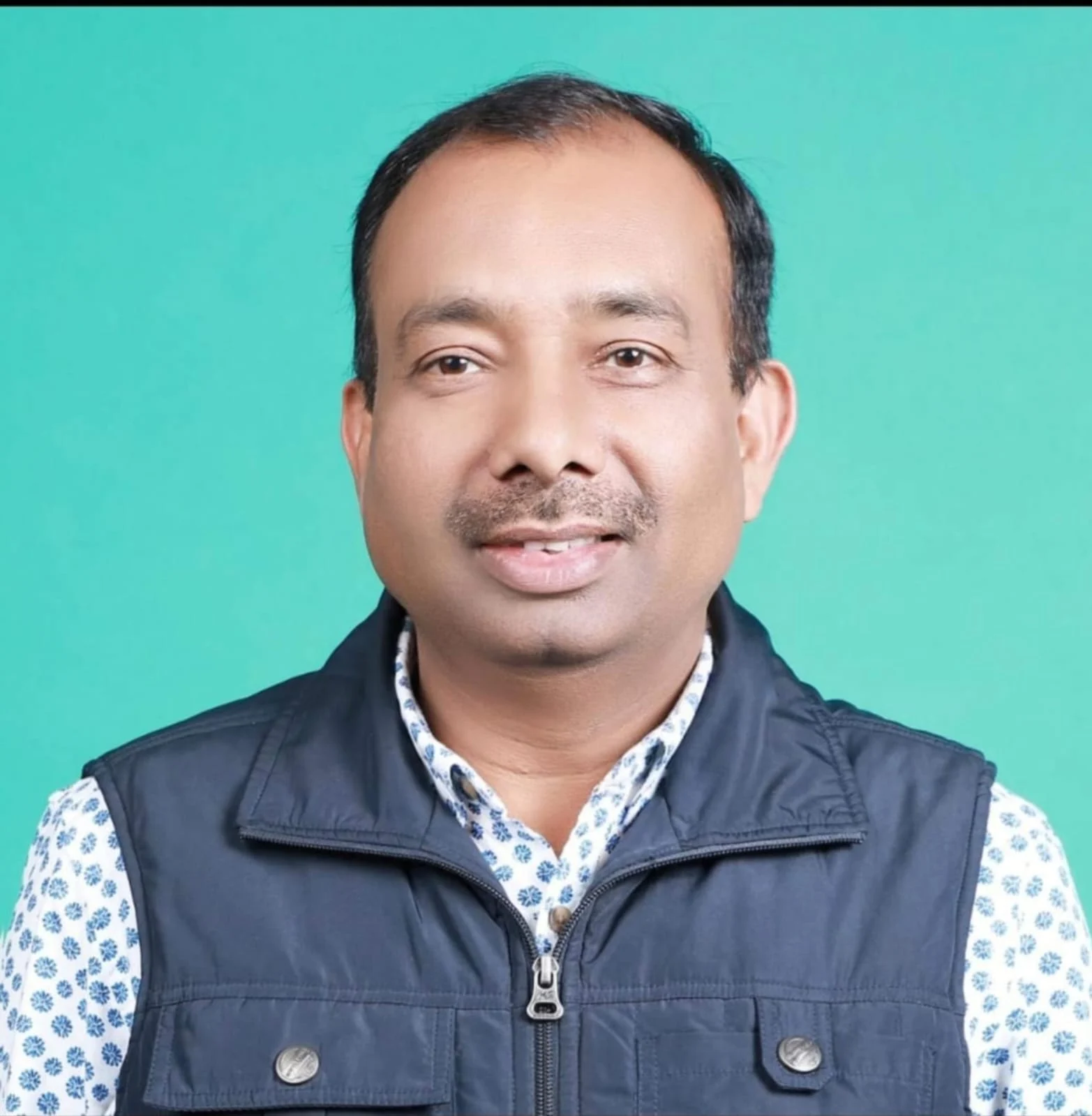 सुपारी किलिंग पर कांग्रेस नेता का हमला: कहा…सत्ता के भीतर सुलग रही सियासी आग सुपारी किलिंग पर कांग्रेस नेता का हमला: कहा…सत्ता के भीतर सुलग रही सियासी आग