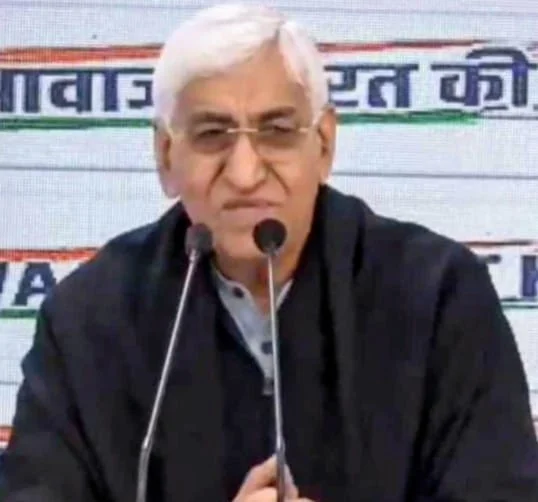 “नलों से निकला जहर? अंबिकापुर में दो मौत के साथ 50 गंभीर, पूर्व उपमुख्यमंत्री ने किया हमला