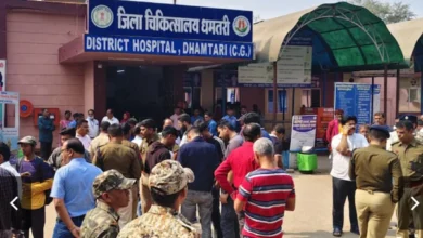 एनएच-30 बना काल: खड़े ट्रक से भिड़ी कार, कोबरा बटालियन के तीन जवान शहीद…मुख्यमंत्री ने जताया शोक एनएच-30 बना काल: खड़े ट्रक से भिड़ी कार, कोबरा बटालियन के तीन जवान शहीद…मुख्यमंत्री ने जताया शोक