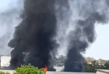 तिफरा में धधका पेंट गोदाम पुटी निर्माण की अनुमति, अंदर ज्वलनशील भंडारण; किराए और निगरानी पर गंभीर सवाल तिफरा में धधका पेंट गोदाम पुटी निर्माण की अनुमति, अंदर ज्वलनशील भंडारण; किराए और निगरानी पर गंभीर सवाल