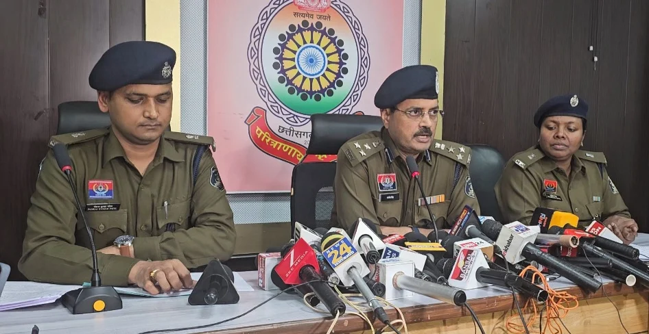 भाजपा के वरिष्ठ नेता व पार्षद बंधु मौर्य की हत्या की साजिश नाकाम: 25 लाख की सुपारी, अंतरराज्यीय गिरोह बेनकाब भाजपा के वरिष्ठ नेता व पार्षद बंधु मौर्य की हत्या की साजिश नाकाम: 25 लाख की सुपारी, अंतरराज्यीय गिरोह बेनकाब