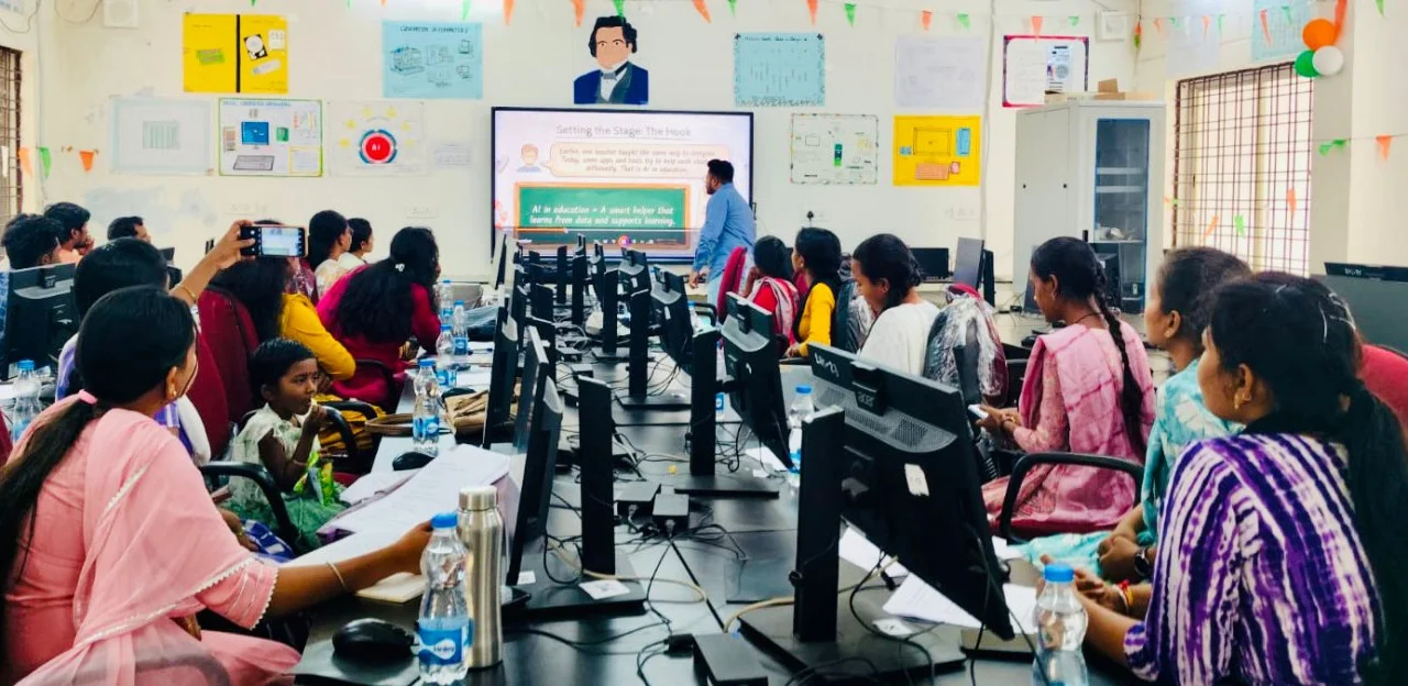 cg news-सुकमा के पोटाकेबिनों में एआई आधारित शिक्षा की शुरुआत cg news-सुकमा के पोटाकेबिनों में एआई आधारित शिक्षा की शुरुआत