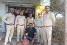 CG News: मुंगेली में आबकारी विभाग का बड़ा एक्शन,अवैध मदिरा कारोबारियों पर गैरजमानती प्रकरण, ताबड़तोड़ छापेमारी जारी