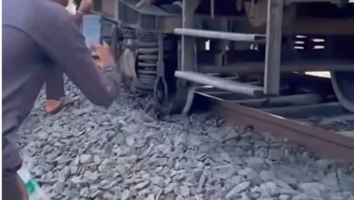 चलती एक्सप्रेस के पहिए पटरी से उतरे, जंगल के बीच थमा सफर; टला बड़ा रेल हादसा