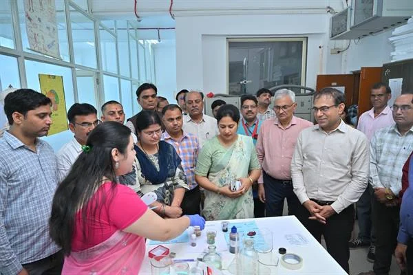 प्रयोगशालाओं के तकनीकी प्रशिक्षण से शिक्षकों की क्षमता में होगी वृद्धि