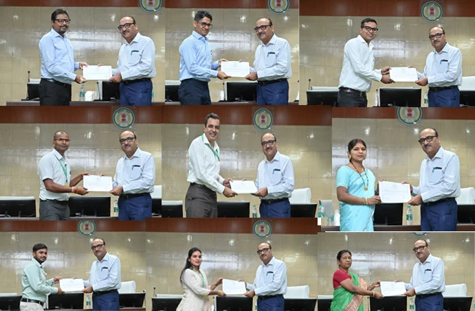 e office chhattisgarh- मंत्रालय में ई-ऑफिस व बायोमेट्रिक अटेंडेंस के लिए श्रेष्ठ कर्मचारियों को किया गया सम्मानित