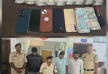 चलती कार में IPL सट्टा: सिरगिट्टी पुलिस की घेराबंदी, 17 लाख की जब्ती चलती कार में IPL सट्टा: सिरगिट्टी पुलिस की घेराबंदी, 17 लाख की जब्ती