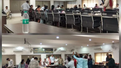 नारी शक्ति वंदन पर सियासी ‘ड्रामा’: खाली सदन में कांग्रेस के खिलाफ निंदा प्रस्ताव, विपक्ष बोला—दिखावा और महिला शक्ति से छल का खेल.