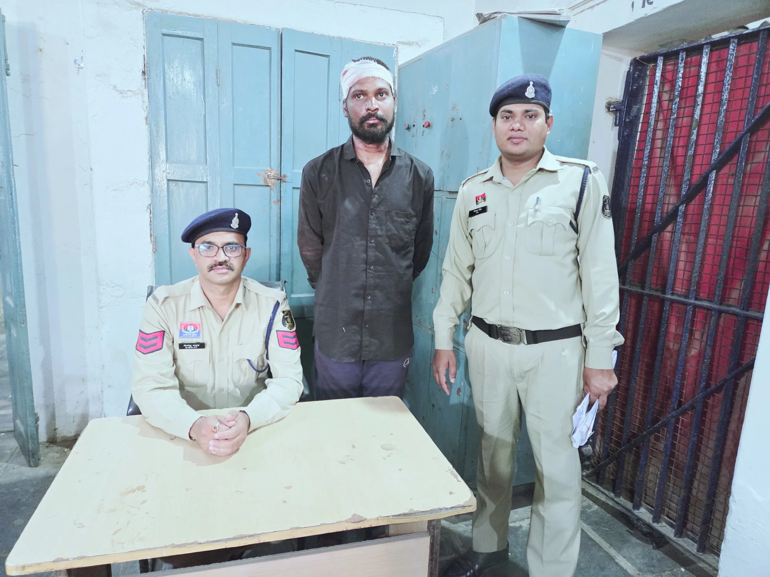 500 रुपये के लिए खौफनाक हमला: घर में घुसकर चापड़ से वार, दांत से काटा… आरोपी जेल में