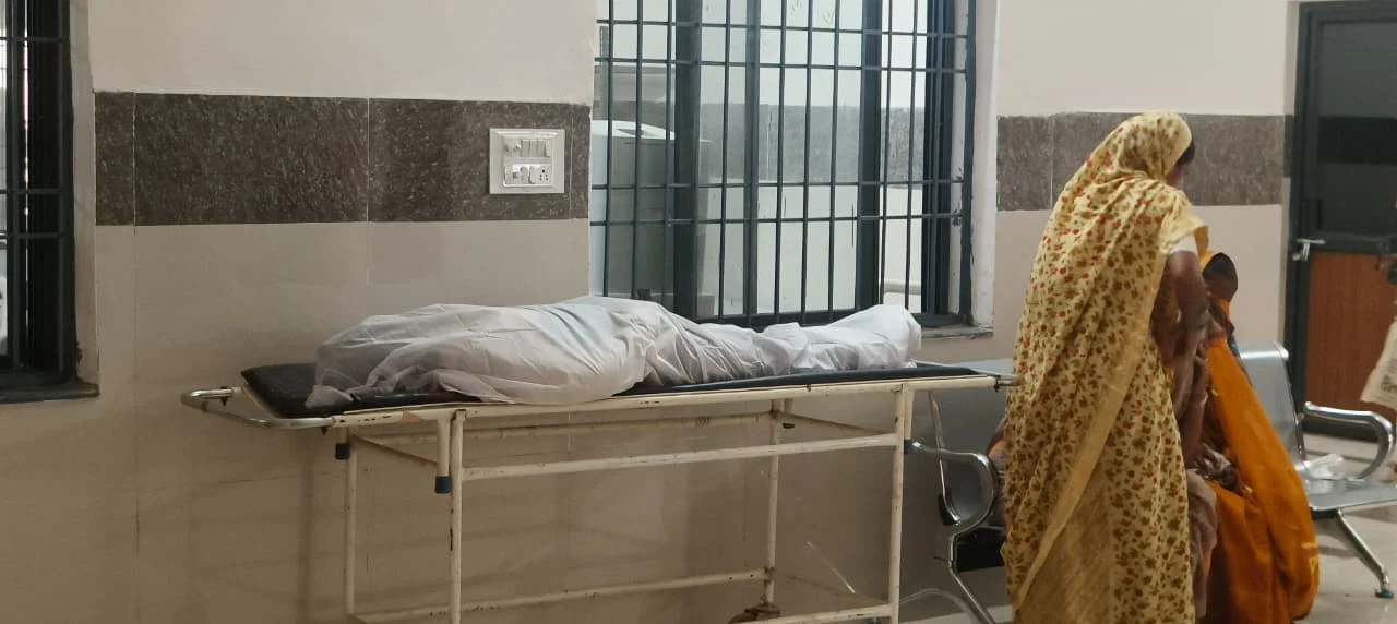 राइस मिल में बड़ा हादसा…60-70 बोरों के नीचे दबा मजदूर: मौके पर मौत, सुरक्षा पर सवाल