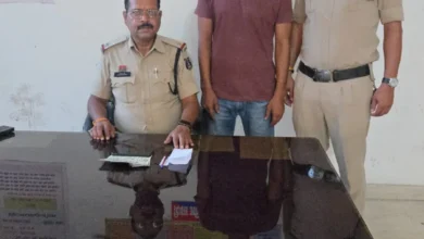 पुराना बस स्टैंड बना सट्टे का ठिकाना, पुलिस ने तोड़ा खेल..नकदी-मोबाइल संग आरोपी गिरफ्तार