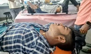 सड़क हादसे में गई प्रधान पाठक की जान, अन्य घायलों का चल रहा इलाज सड़क हादसे में गई प्रधान पाठक की जान, अन्य घायलों का चल रहा इलाज