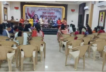 मंच पर भाषण, हॉल में वीरानी: भाजपा का ‘जनआक्रोश’ फ्लॉप शो