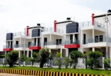 नामांतरण में लापरवाही महंगी पड़ी..सालभर फाइल दबाए रखने पर गिरी गाज..दोनोँ अधिकारी अटैच