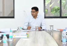 राजस्व कार्यों में ढिलाई पर सख्त:लंबित प्रकरणों के निपटारे और राजस्व वसूली में तेजी लाने मंत्री ने दिए निर्देश