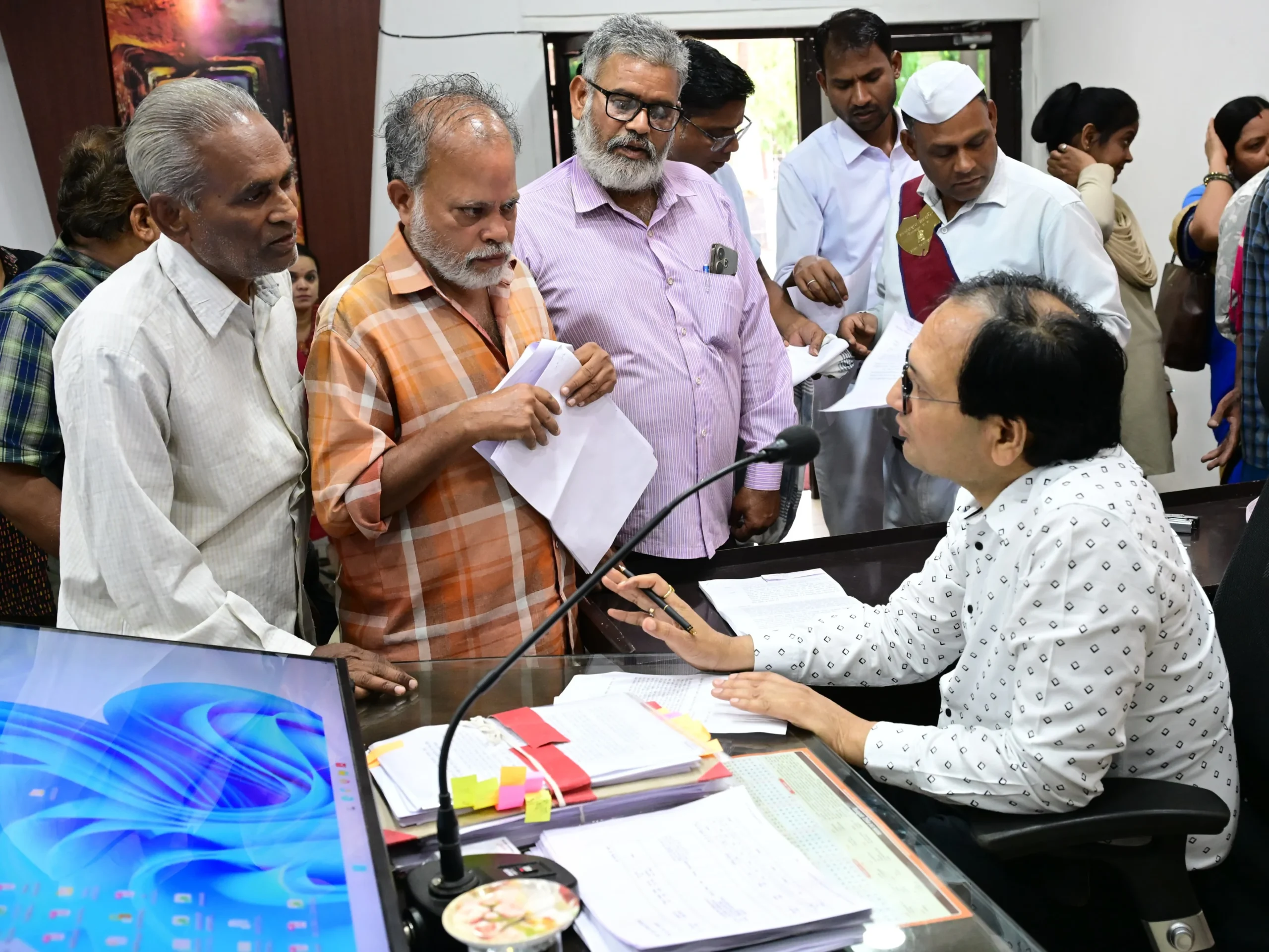 फाइल नहीं, समाधान चाहिए—बिलासपुर में जनदर्शन बना जवाबदेही का मंच, गड़बड़ियों पर कड़े निर्देश