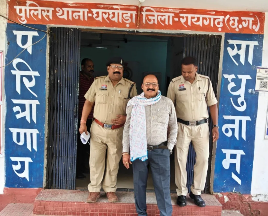 50 हजार दो, नहीं तो जेल जाओ’—धमकी देकर उगाही करने वाला गिरफ्तार