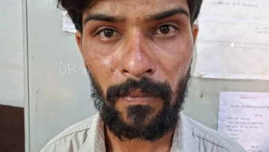 शराब के लिए पैसे नहीं दिए तो बेल्ट से हमला — फरार आरोपी गिरफ्तार