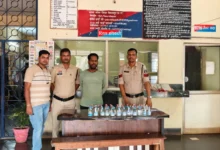वायरल वीडियो बना सबूत — कोटा पुलिस का ताबड़तोड़ एक्शन, अवैध शराब कारोबार का भंडाफोड़