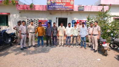 बाइक टक्कर से भड़का खूनी बवाल, लाठी-डंडा और रॉड से प्राणघातक हमला, 7 आरोपी समेत 2 नाबालिग गिरफ्तार