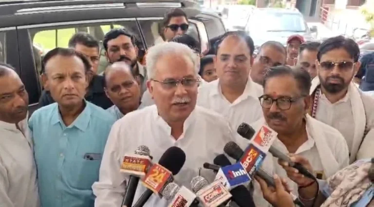 “RSS धर्म का ठेकेदार नहीं… भूपेश बघेल ने खोला मोर्चा, मोदी-रामभद्राचार्य पर दागे तीखे सवाल