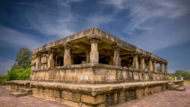 पत्थरों में उकेरी इतिहास की जीवंत गाथा : बारसूर का बत्तीसा मंदिर अद्भुत शिल्पकला का प्रतीक