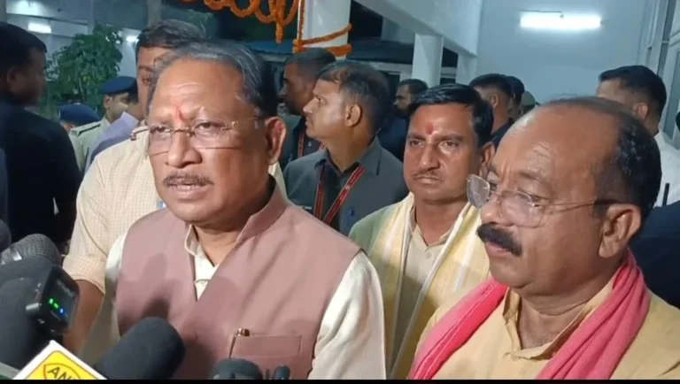 सुशासन तिहार से समस्याओं का हो रहा समाधान: मुख्यमंत्री साय, इधर बिजली-शिक्षा विभाग पर बरसे तोखन साहू