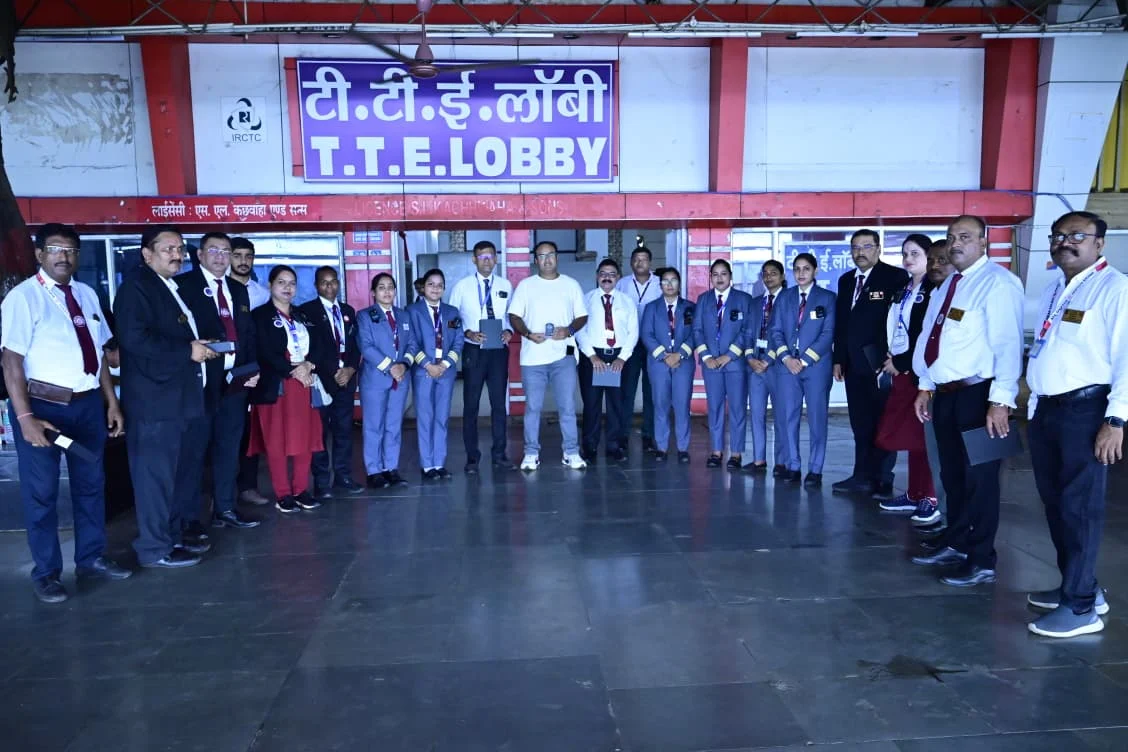 अब टिकट चेकिंग पर रहेगी ‘कैमरे की नजर’… बहस, बदसलूकी और विवाद का हर पल होगा रिकॉर्ड