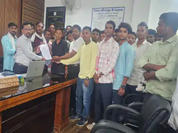 Cjp news: सोनम वांगचुक के समर्थन में उतरा छत्तीसगढ़ का युवा, खून से लिखा धर्मेंद्र प्रधान इस्तीफा दो