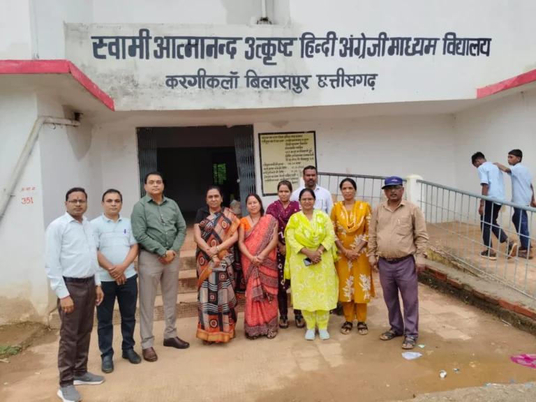 DEO School Inspection- कलेक्टर के निर्देश पर शिक्षा व्यवस्था की मॉनिटरिंग तेज, जिला शिक्षा अधिकारी ने किया कोटा के विद्यालयों का निरीक्षण