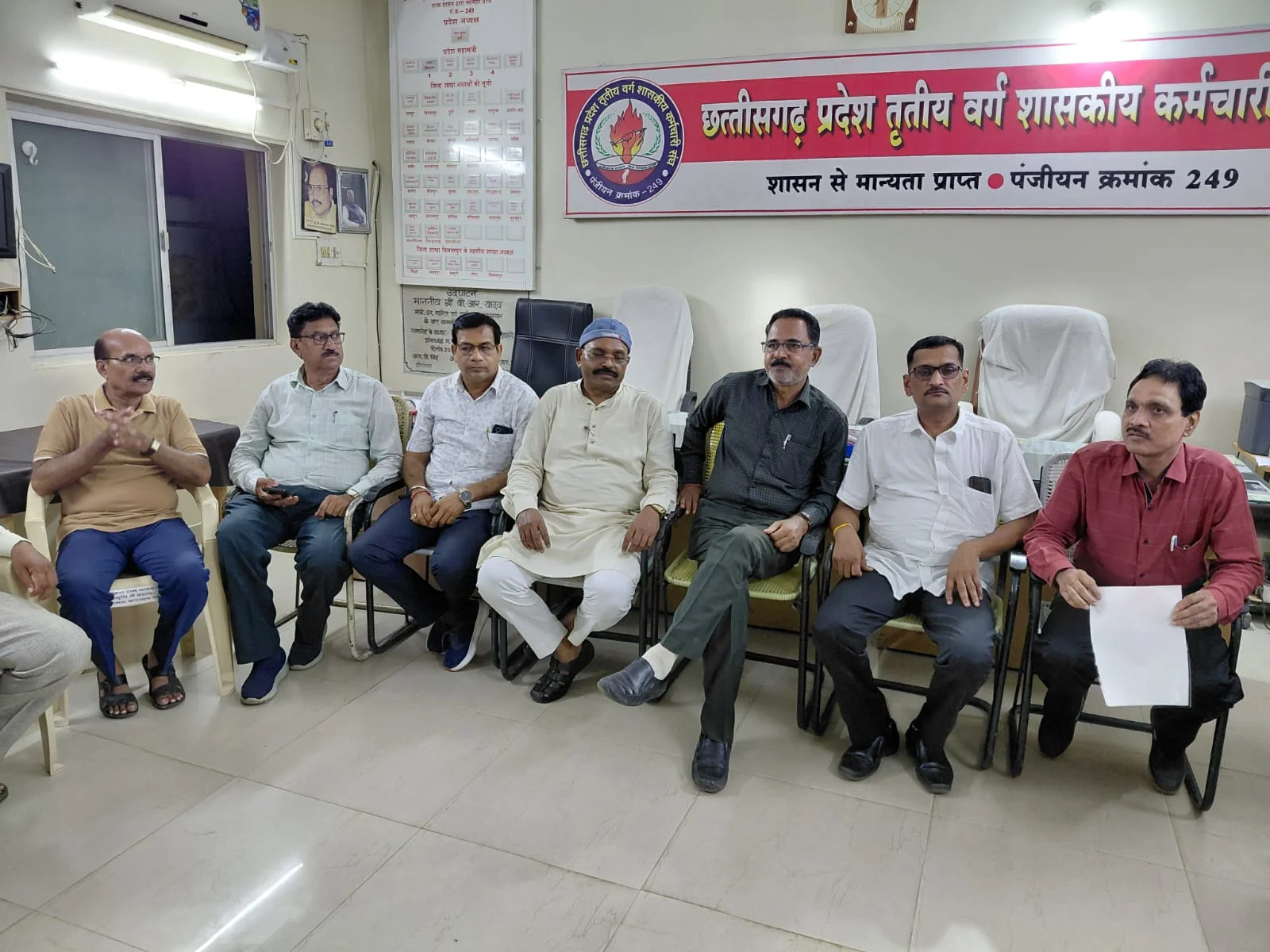 महंगाई भत्ते की लड़ाई को मिलेगी नई धार, ओम त्रिपाठी संभालेंगे कर्मचारी संघ की संभागीय कमान